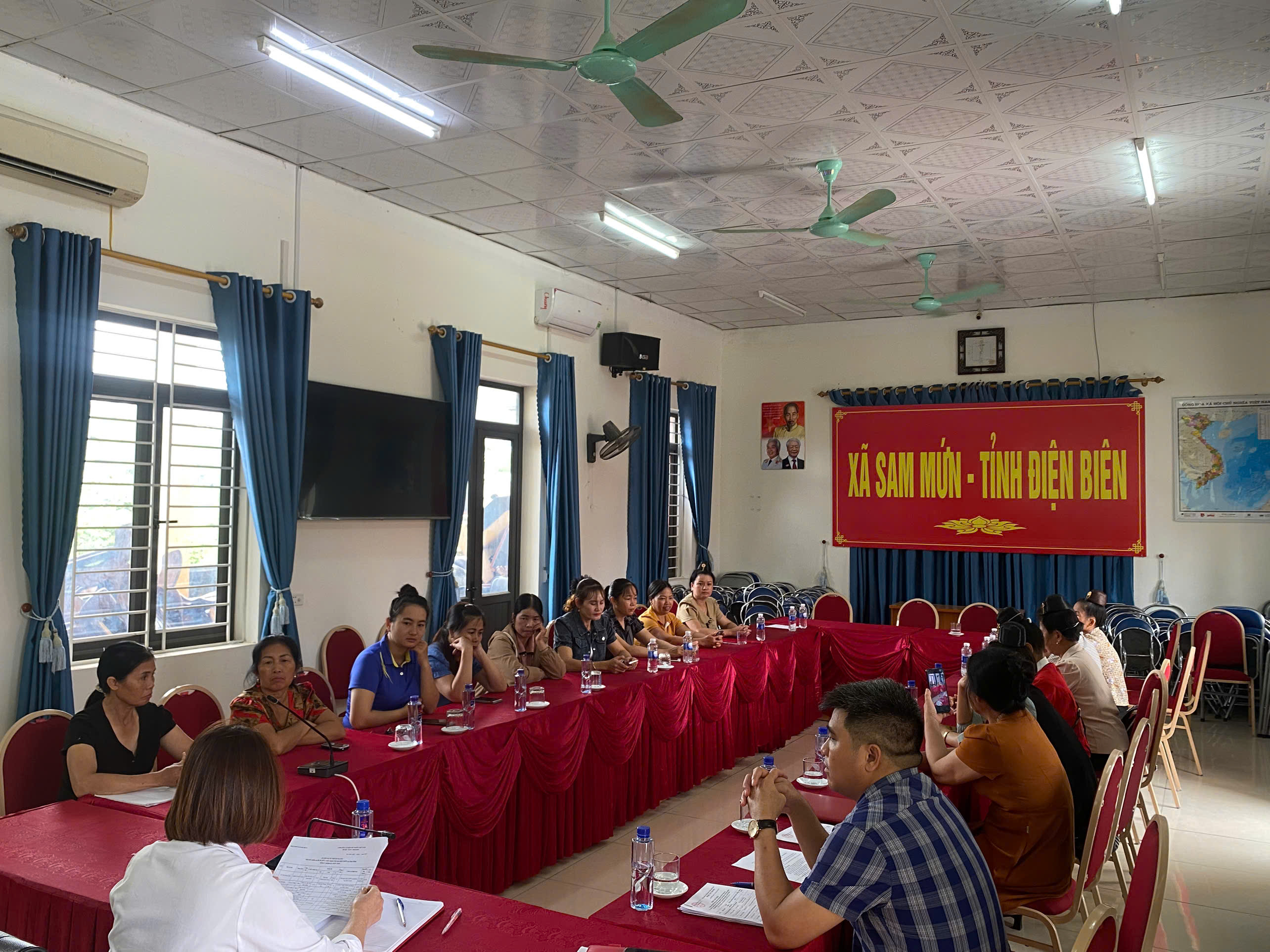 HỘI NGHỊ HỘI LHPN XÃ SAM MỨN CHUẨN BỊ NHÂN SỰ CHO ĐẠI HỘI ĐẠI BIỂU HỘI PHỤ NỮ XÃ LẦN THỨ I,  NHIỆM KỲ 2025 – 2030  
