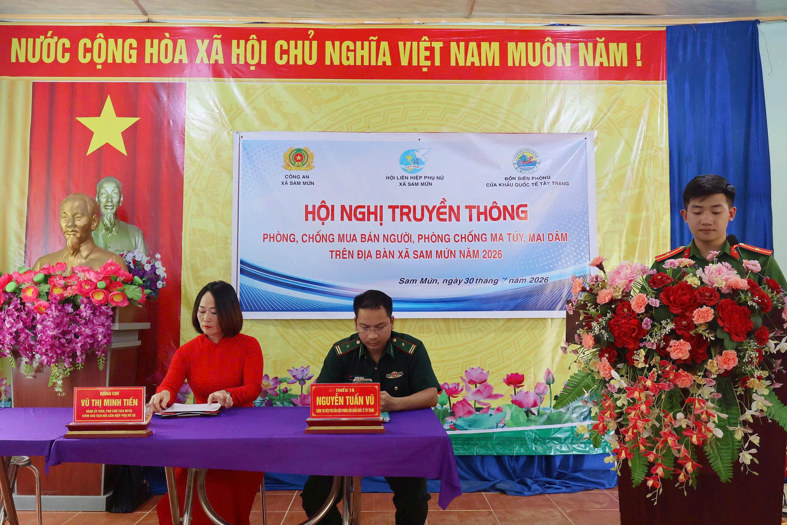 Hội nghị tuyên truyền phòng, chống mua bán người, phòng chống ma tuý, mại dâm, an ninh biên giới và luật an ninh mạng tại bản Na Hai