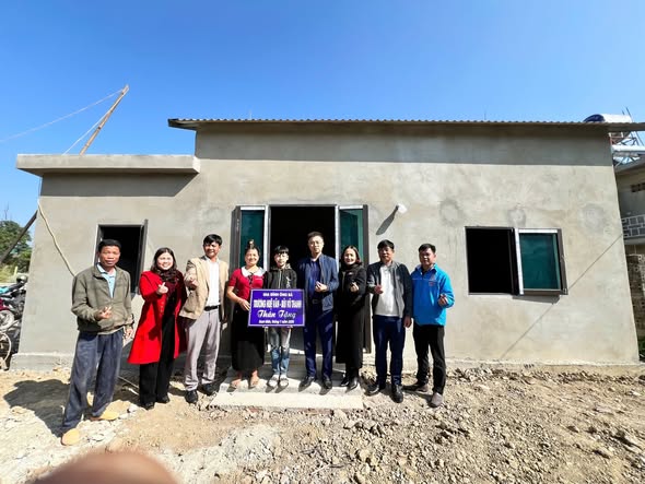 Chung tay hỗ trợ xây dựng nhà ở cho gia đinh khó khăn