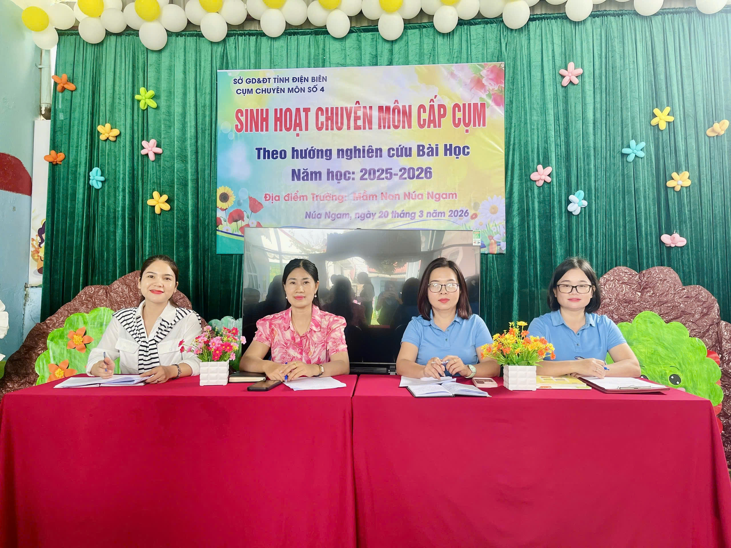 Sinh hoạt chuyên môn cụm số 4: Nâng cao năng lực đội ngũ, gắn lý thuyết với thực tiễn chăm sóc – giáo dục trẻ. 