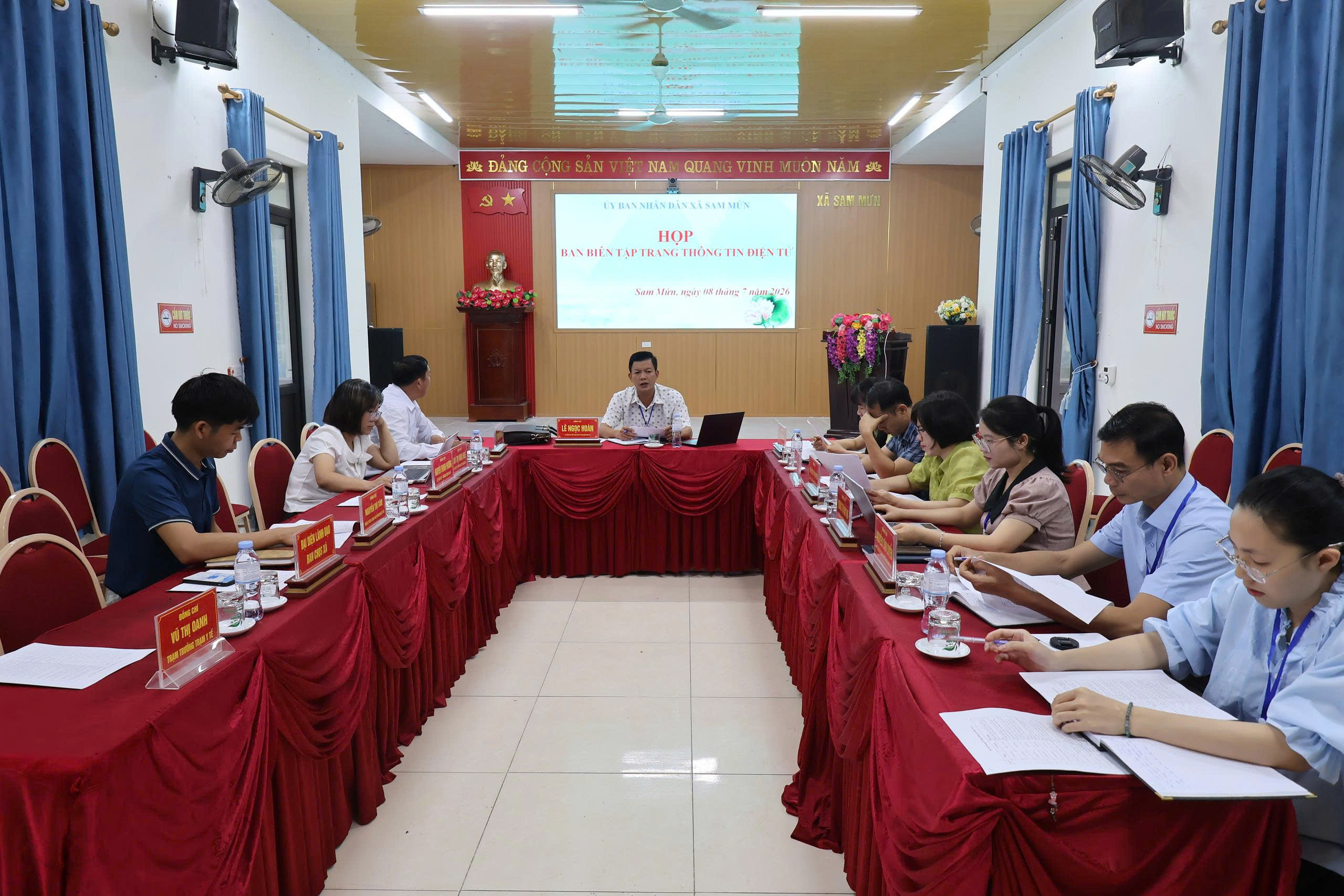 Xã Sam Mứn họp đánh giá, nâng cao chất lượng hoạt động của Ban biên tập Trang thông tin điện tử