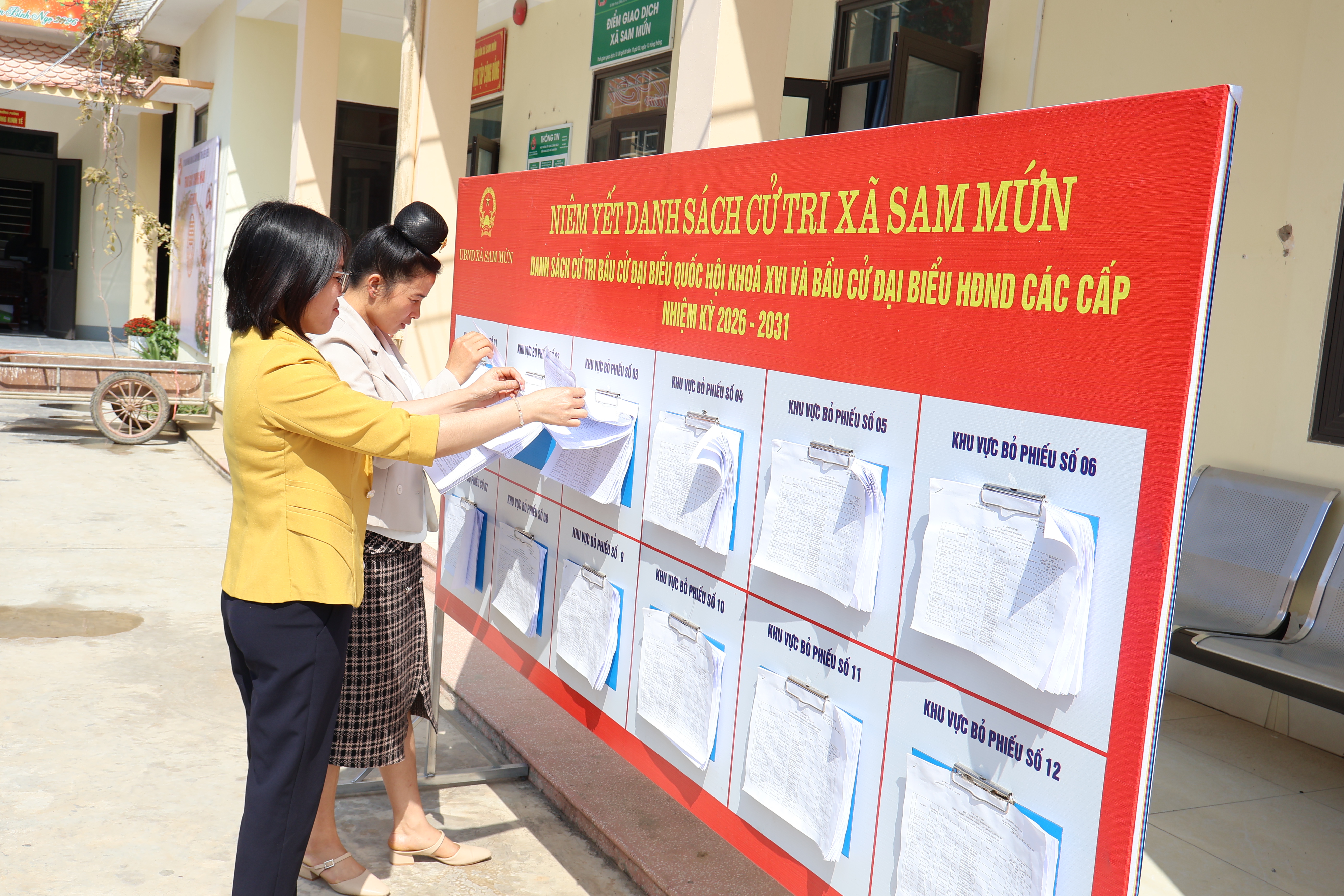Xã Sam Mứn rực cở hoa hướng về ngày hội non sông