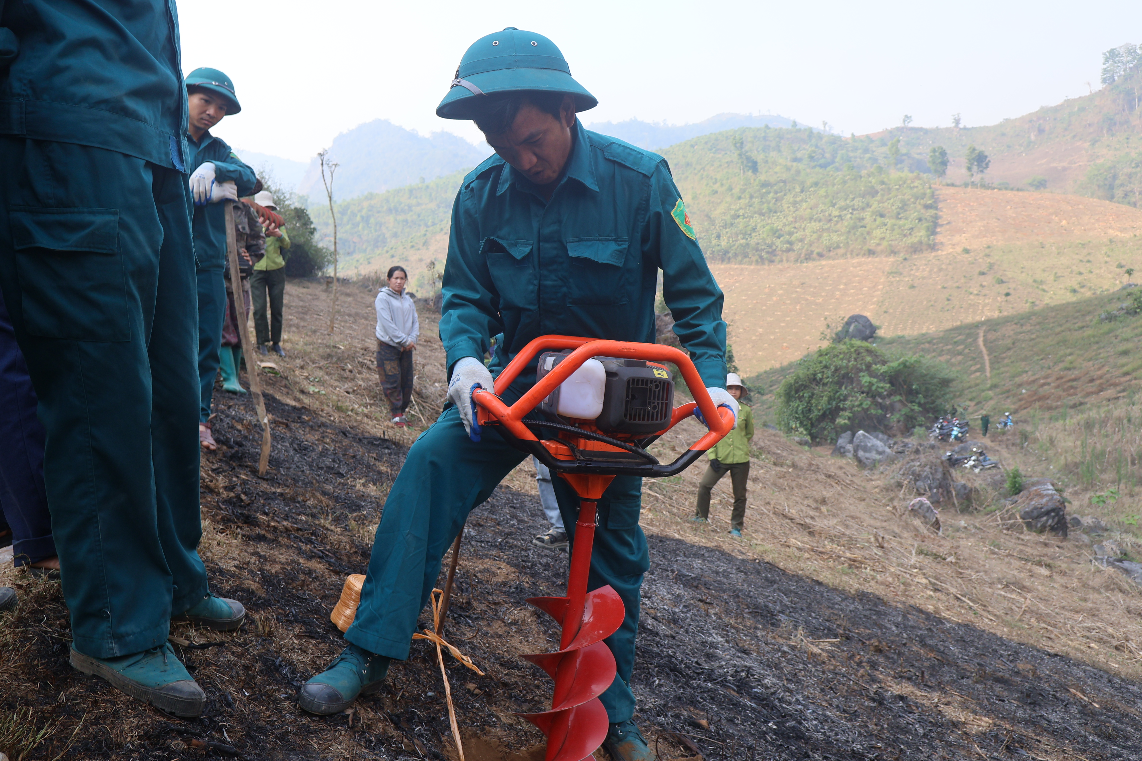 Đảm bảo an toàn, vệ sinh lao động khi sử dụng máy móc, thiết bị trong lao động, sản xuất khi triển khai thực hiện Kế hoạch số 1850/KH-UBND, ngày 16/3/2026 của UBND tỉnh.