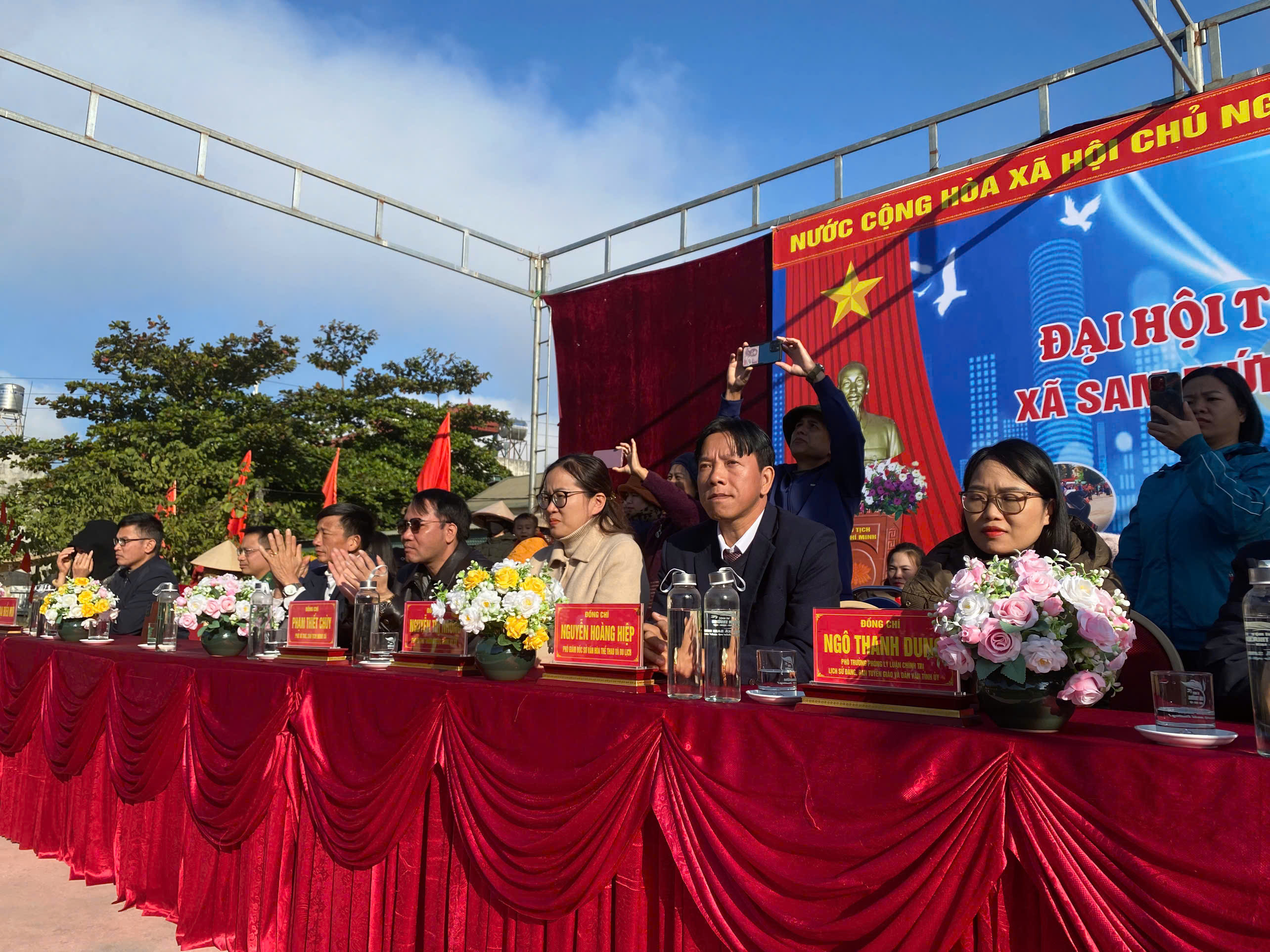 Tinh thần “Khỏe để lập nghiệp và giữ nước” được lan toả mạnh mẽ  tại Đại hội Thể dục, thể thao xã Sam Mứn