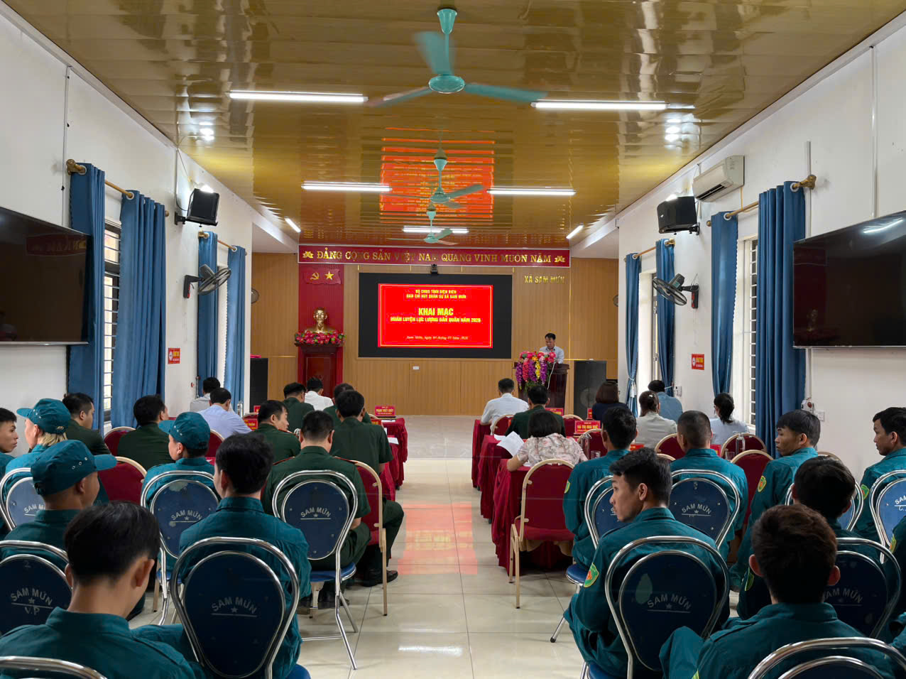 Xã Sam Mứn khai mạc huấn luyện Lực lượng Dân quân tự vệ năm 2026