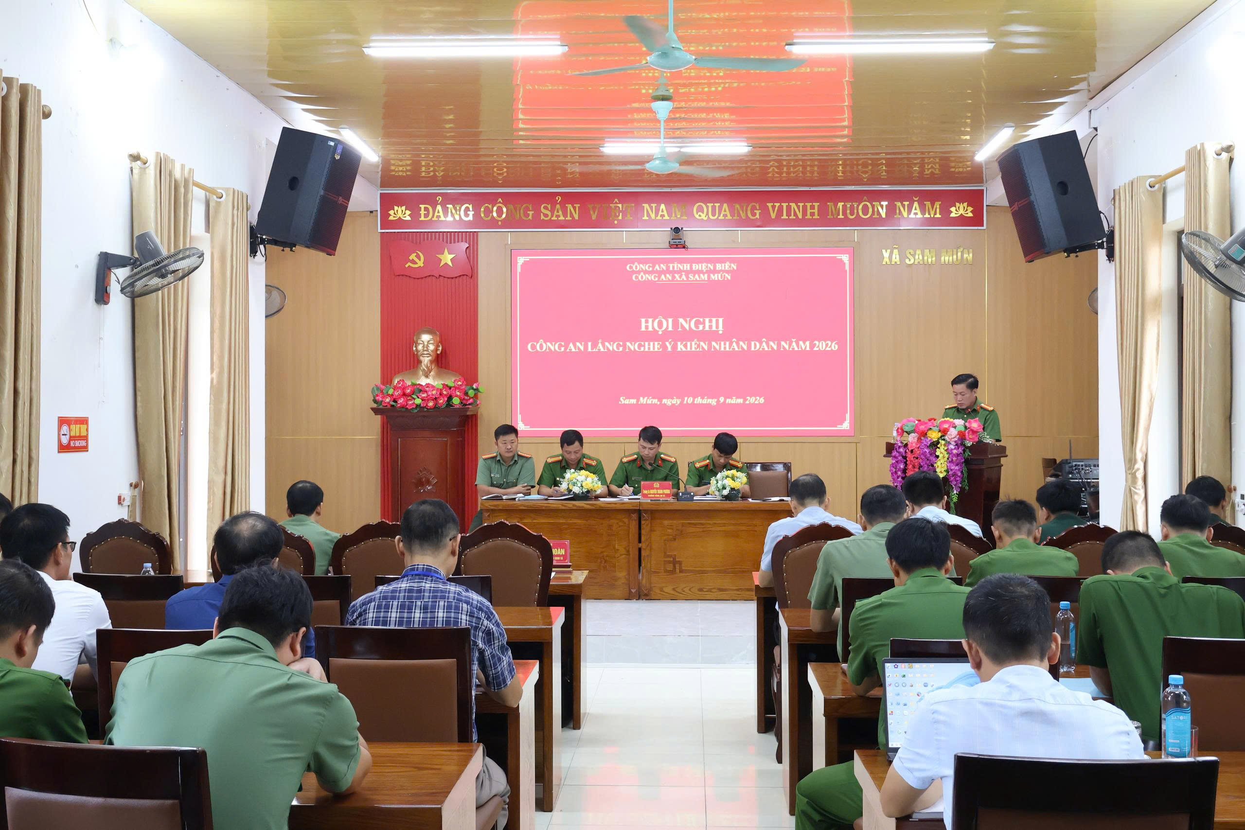 Công an xã Sam Mứn tổ chức Hội nghị “Công an lắng nghe ý kiến nhân dân” năm 2026