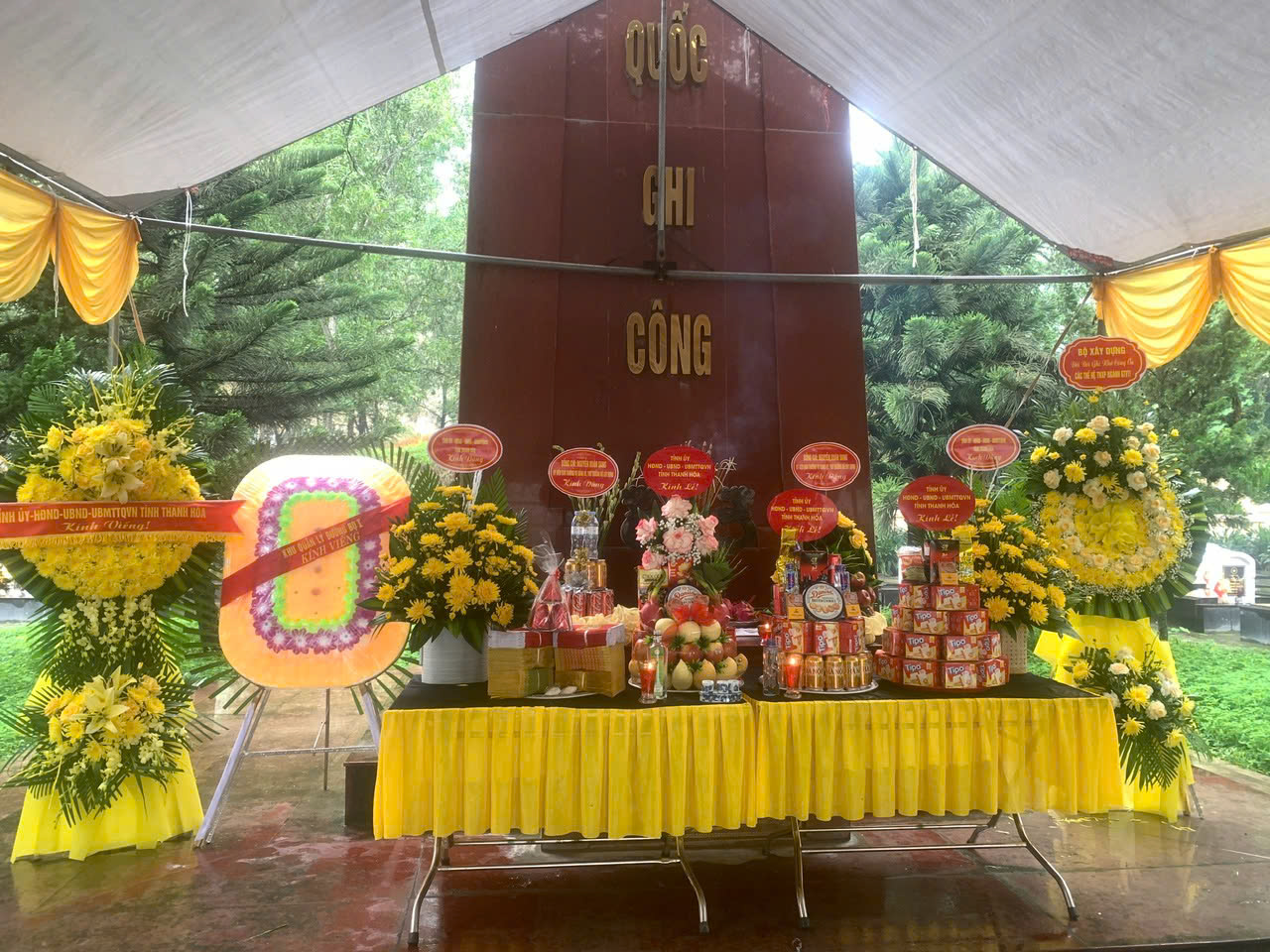 Lễ thắp nến tri ân các Anh hùng liệt sĩ nhân kỷ niệm 79 năm Ngày Thương binh - Liệt sĩ (27/7/1947 - 27/7/2026)